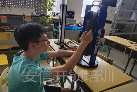 正规开锁培训学校：开锁学校